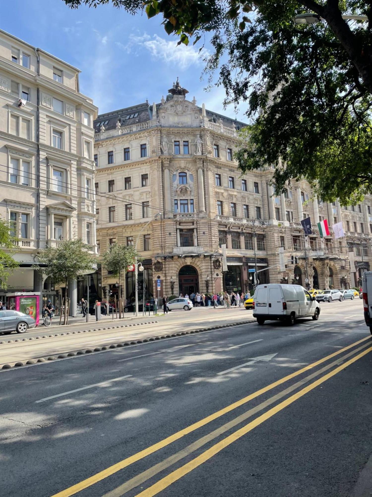 Aradi Rooms With Private Bathroom In The City Centre Будапеща Екстериор снимка